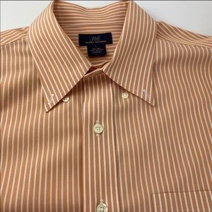 Brooks Brothers 346 Non Iron Shirt SZ L Like new